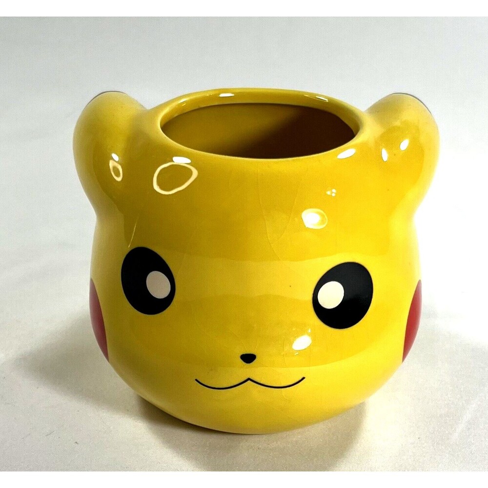 Just Funky 16oz Pokémon Official Pikachu Face Yellow Premium Ceramic Coffee Mug 